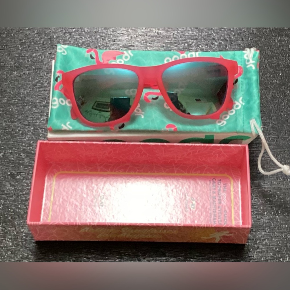 GOODR FLAMINGOS ON A BOOZE CRUISE OG MATTE PINK W/BLUE POLARIZED SUNGLASSES NEW - Picture 6 of 12